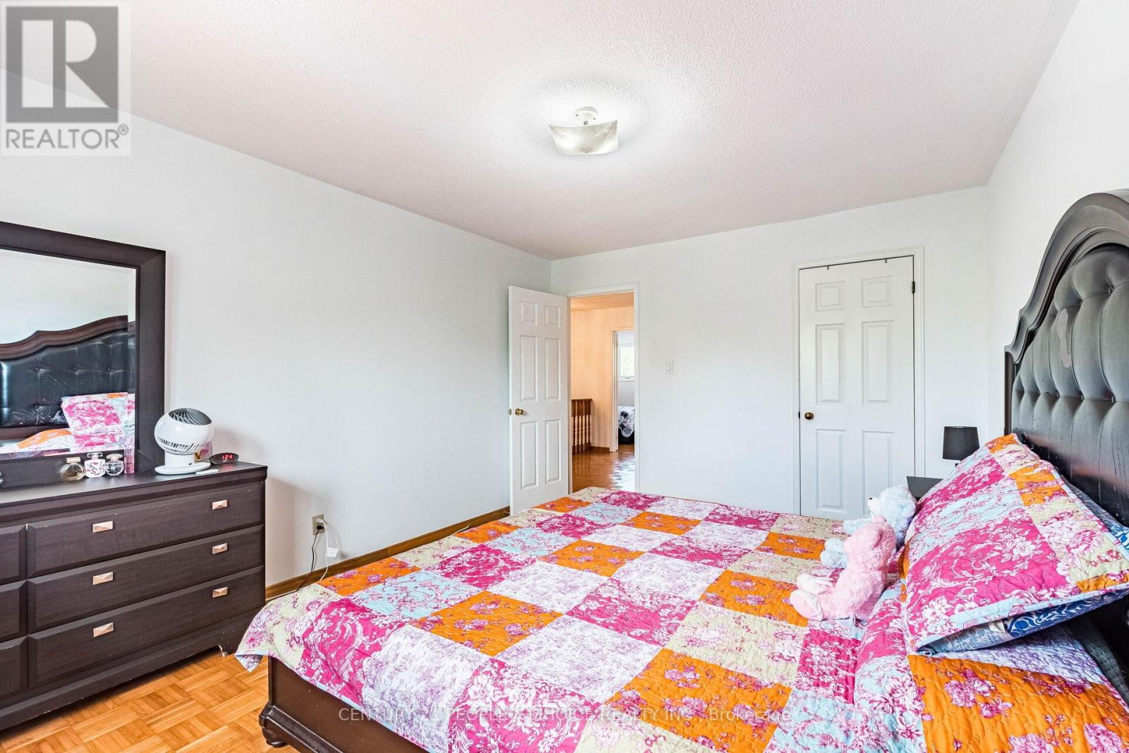 4844 OWL CIRCLE - 32