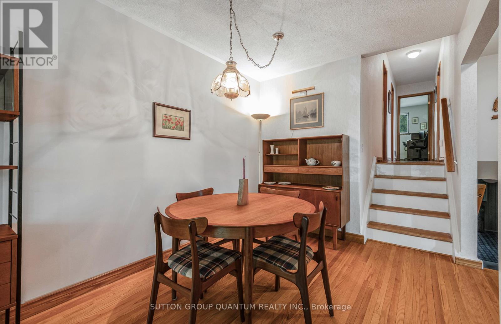 754 EAGLEMOUNT CRESCENT - 10