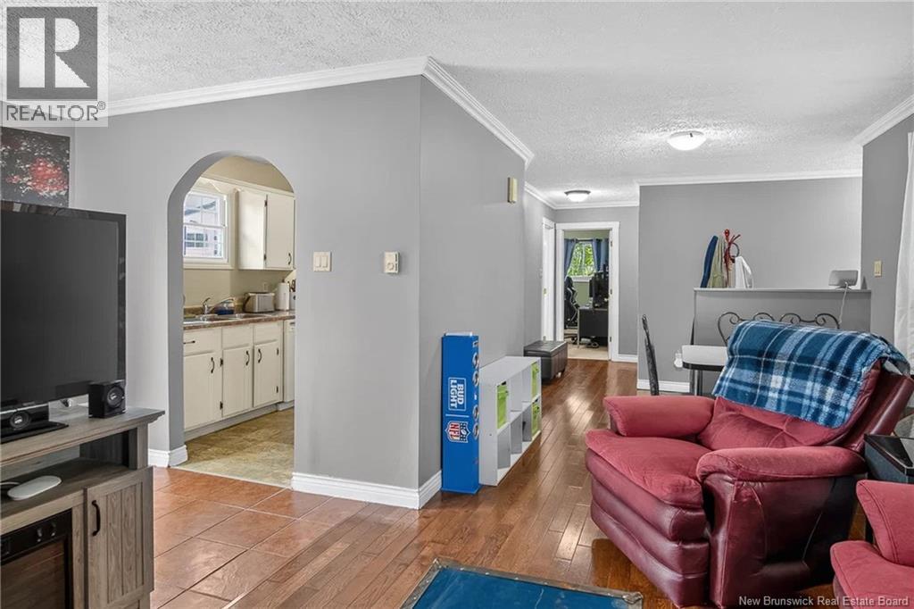 4 Avon Court - Image 4