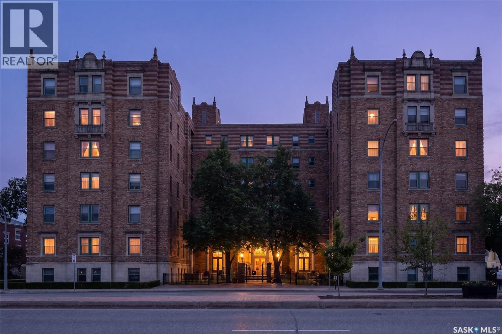 #214 2305 Victoria AVENUE - 7