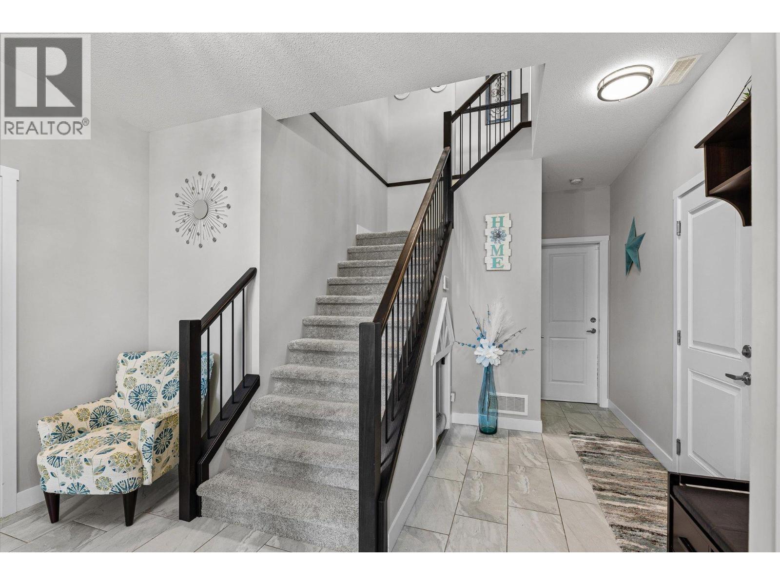 411 Prestwick Street - 9