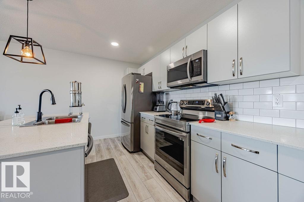 #63 50 MCLAUGHLIN DR - 6