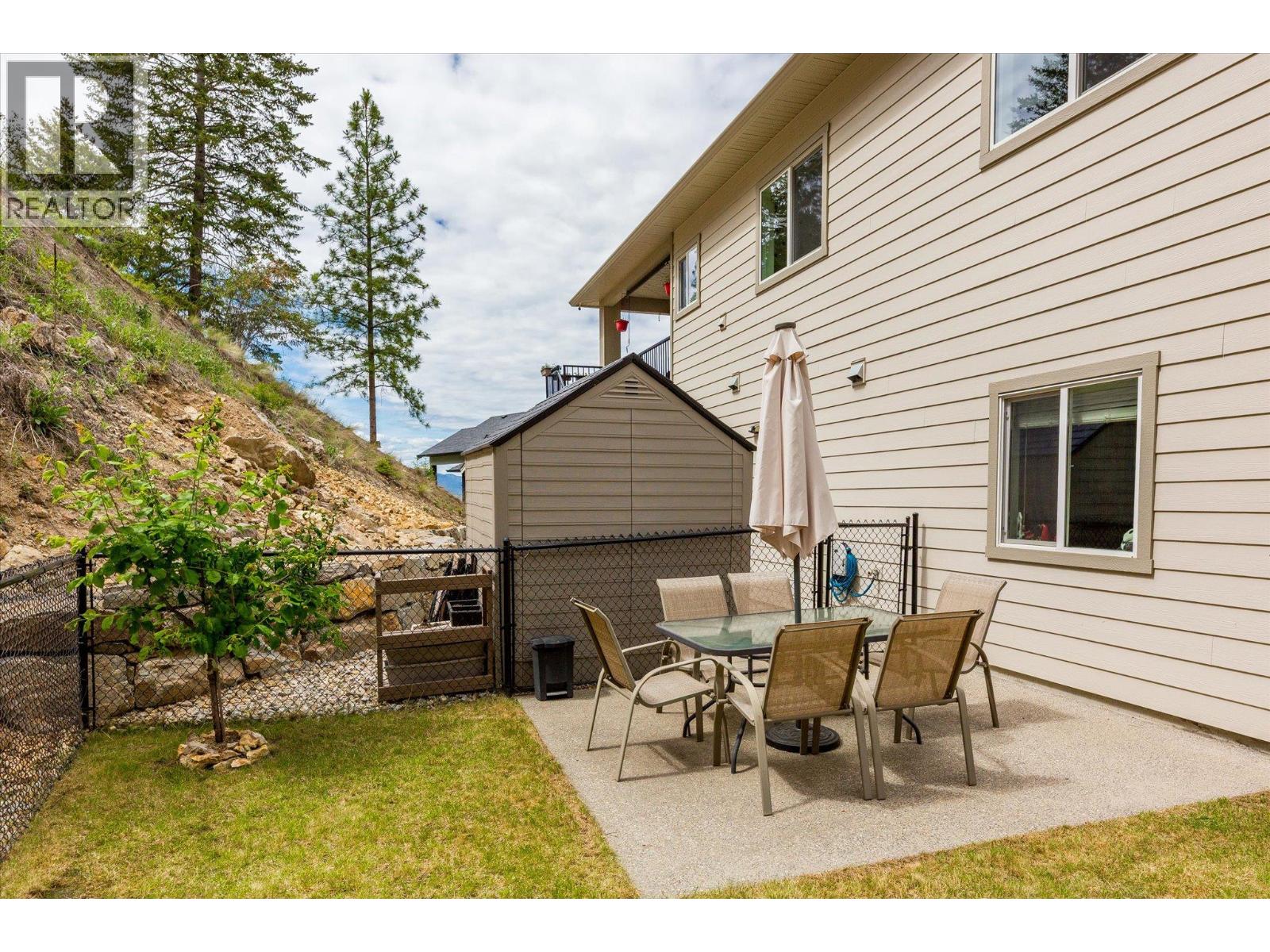 411 Prestwick Street - 47