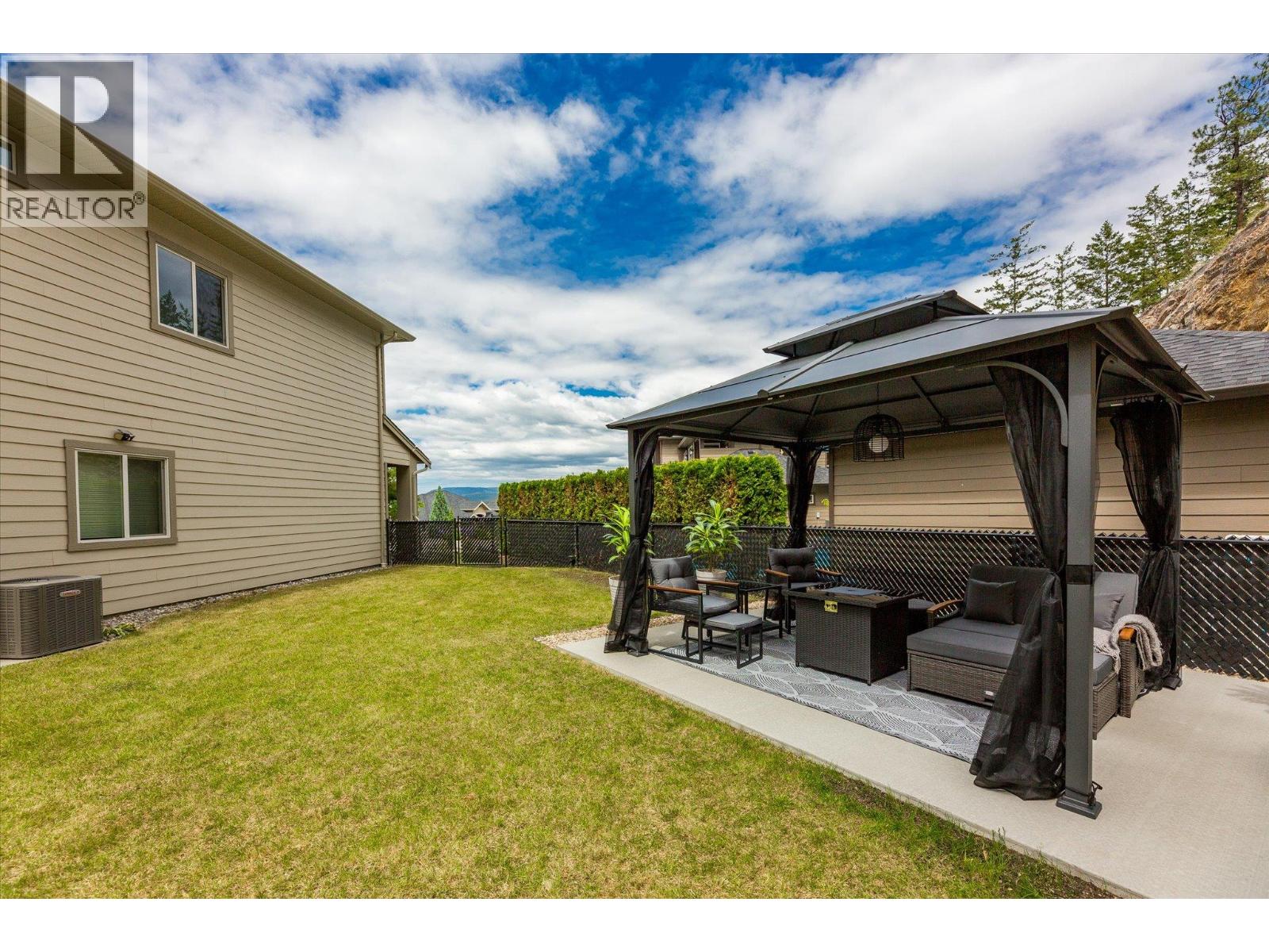 411 Prestwick Street - 46