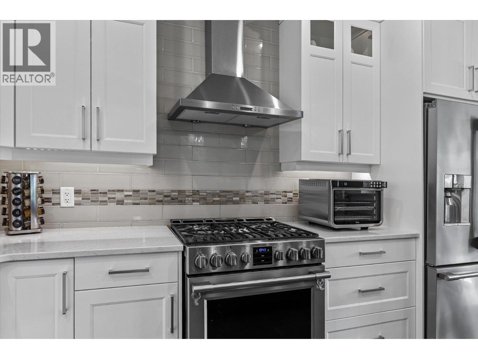 411 Prestwick Street - 14