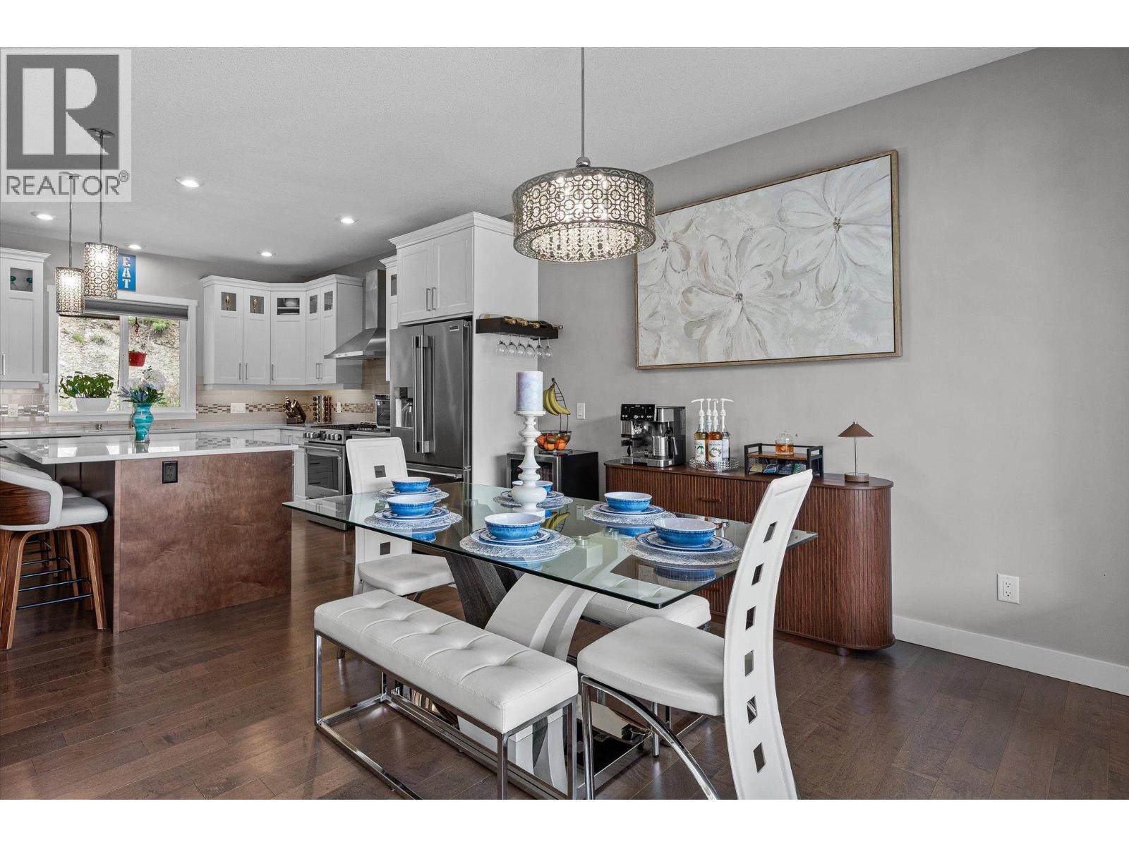 411 Prestwick Street - 22