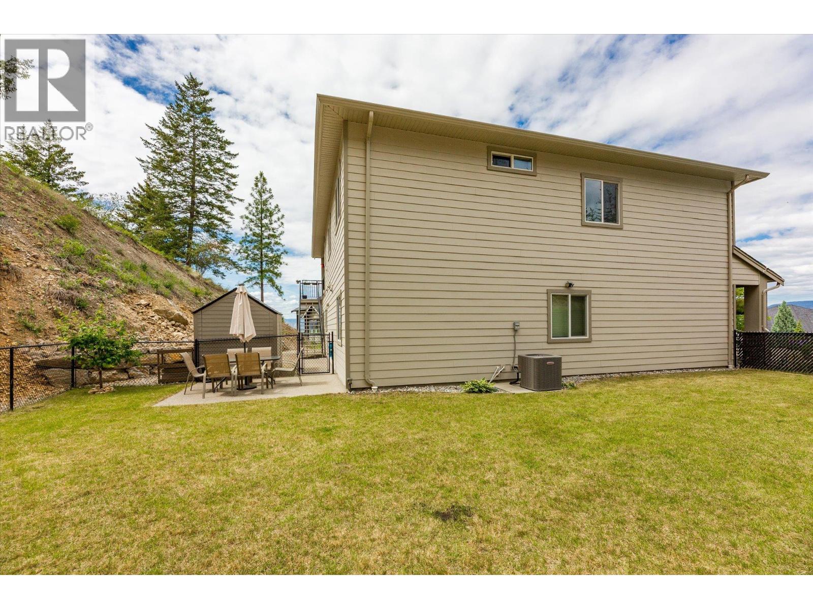 411 Prestwick Street - 45