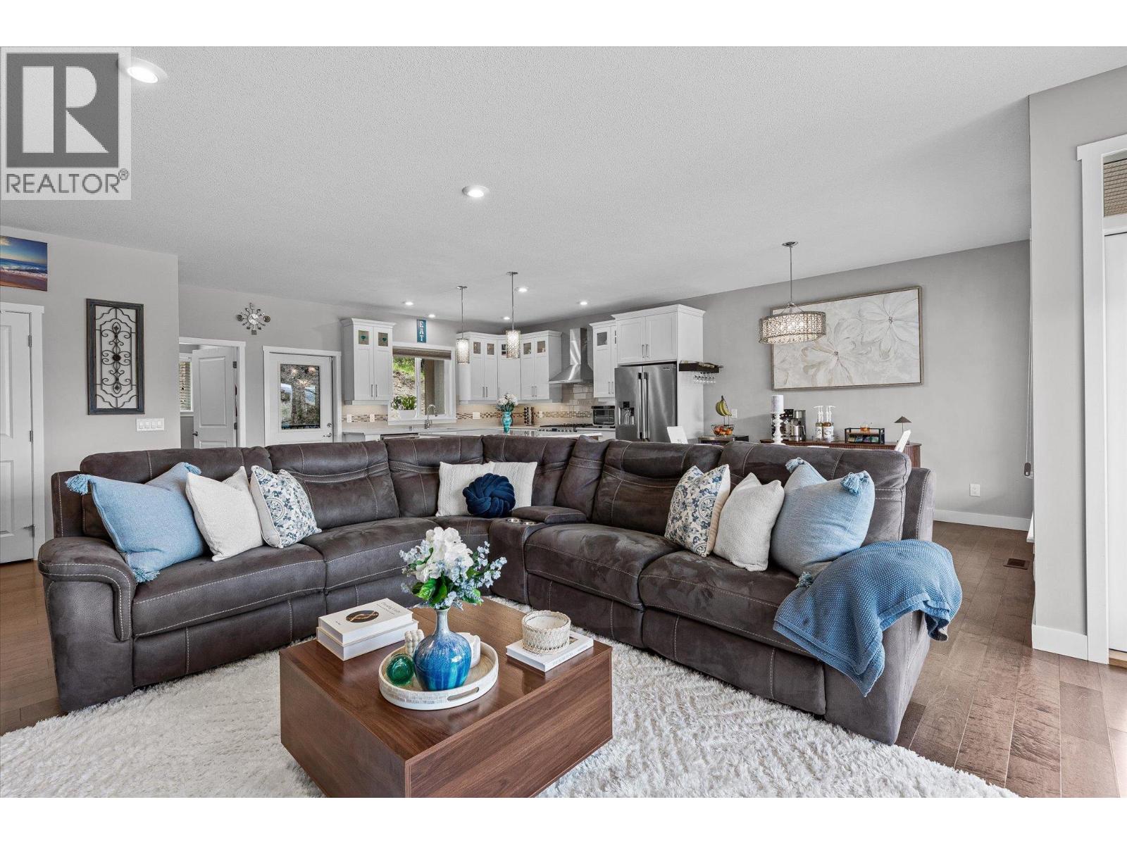 411 Prestwick Street - 20