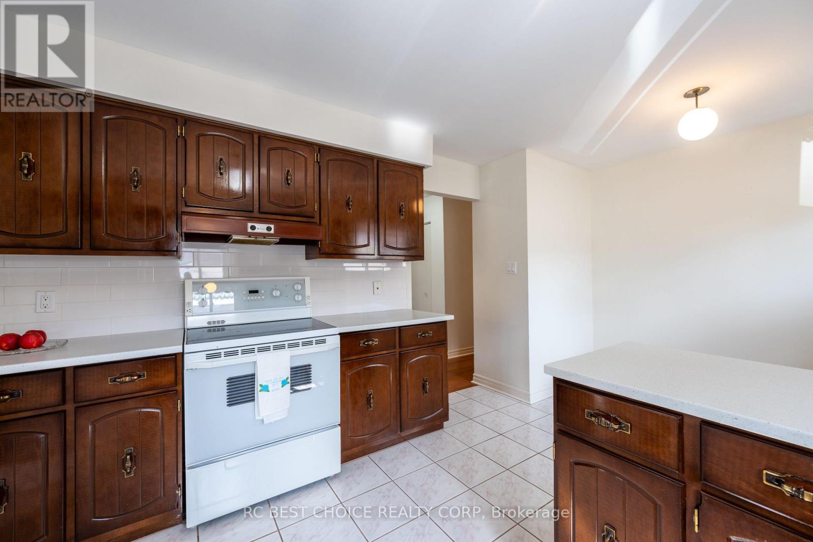 7 HARROW COURT - Image 13