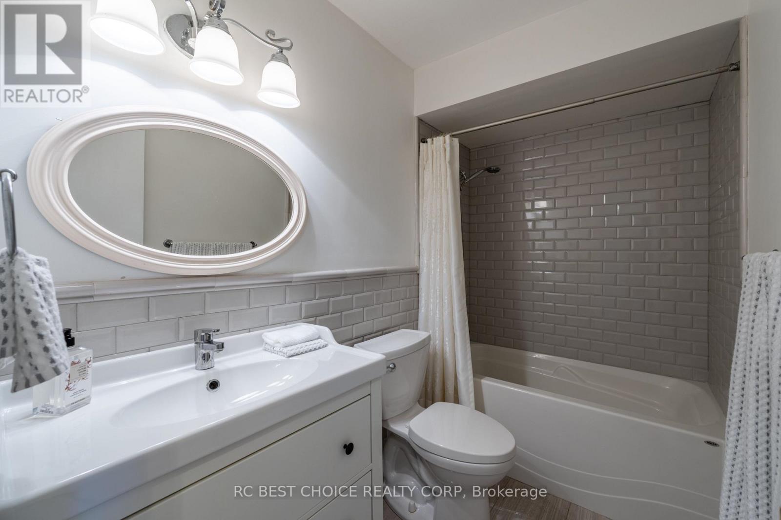 7 HARROW COURT - Image 16