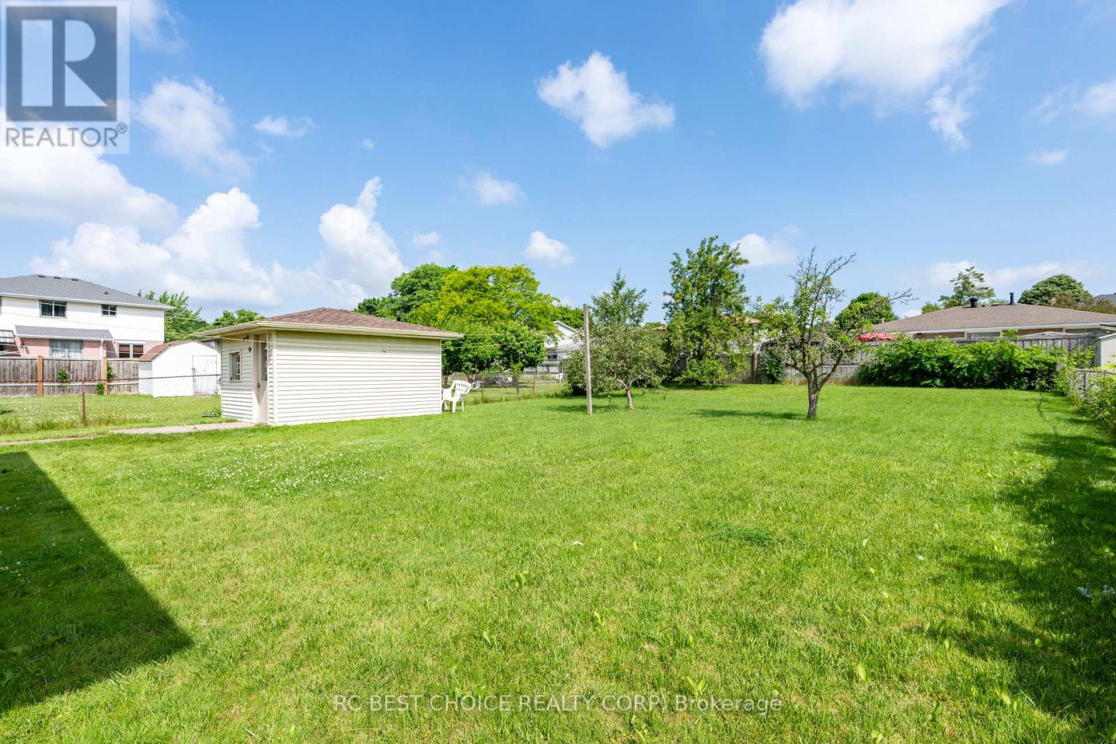 7 HARROW COURT - Image 7