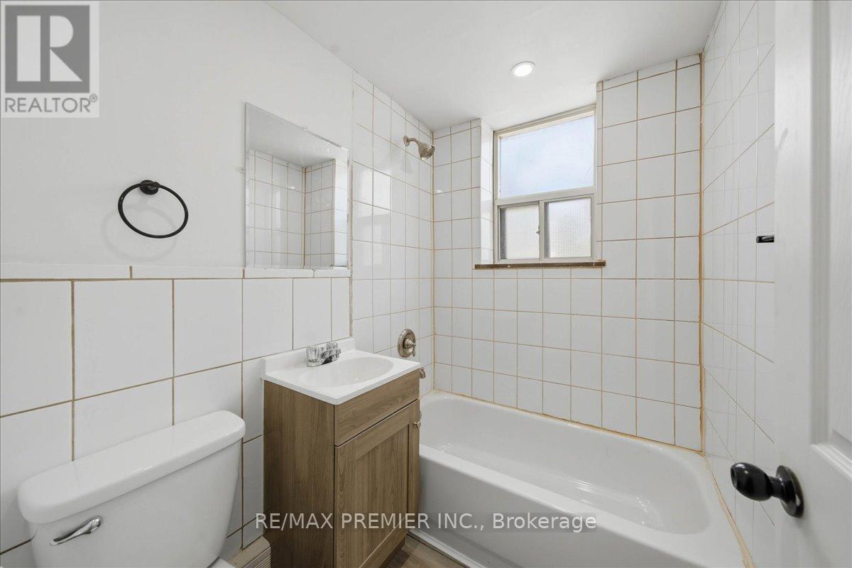 280 WEIR STREET N - 12