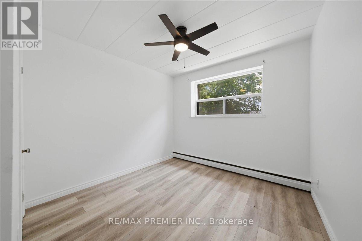 280 WEIR STREET N - 13