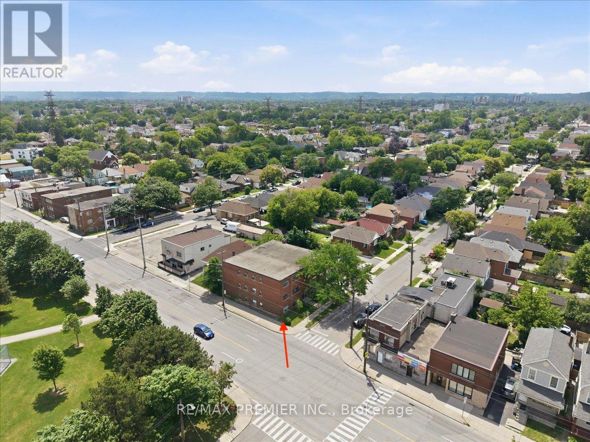 280 WEIR STREET N - 2