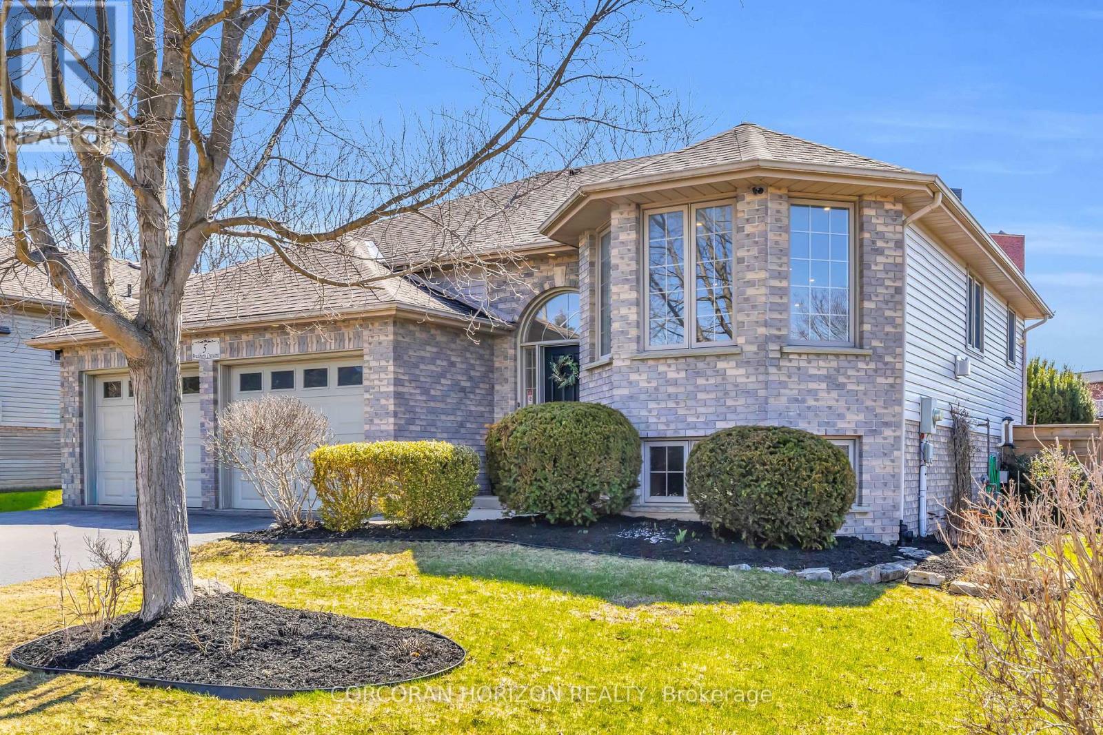 5 BRADBURY CRESCENT - 3