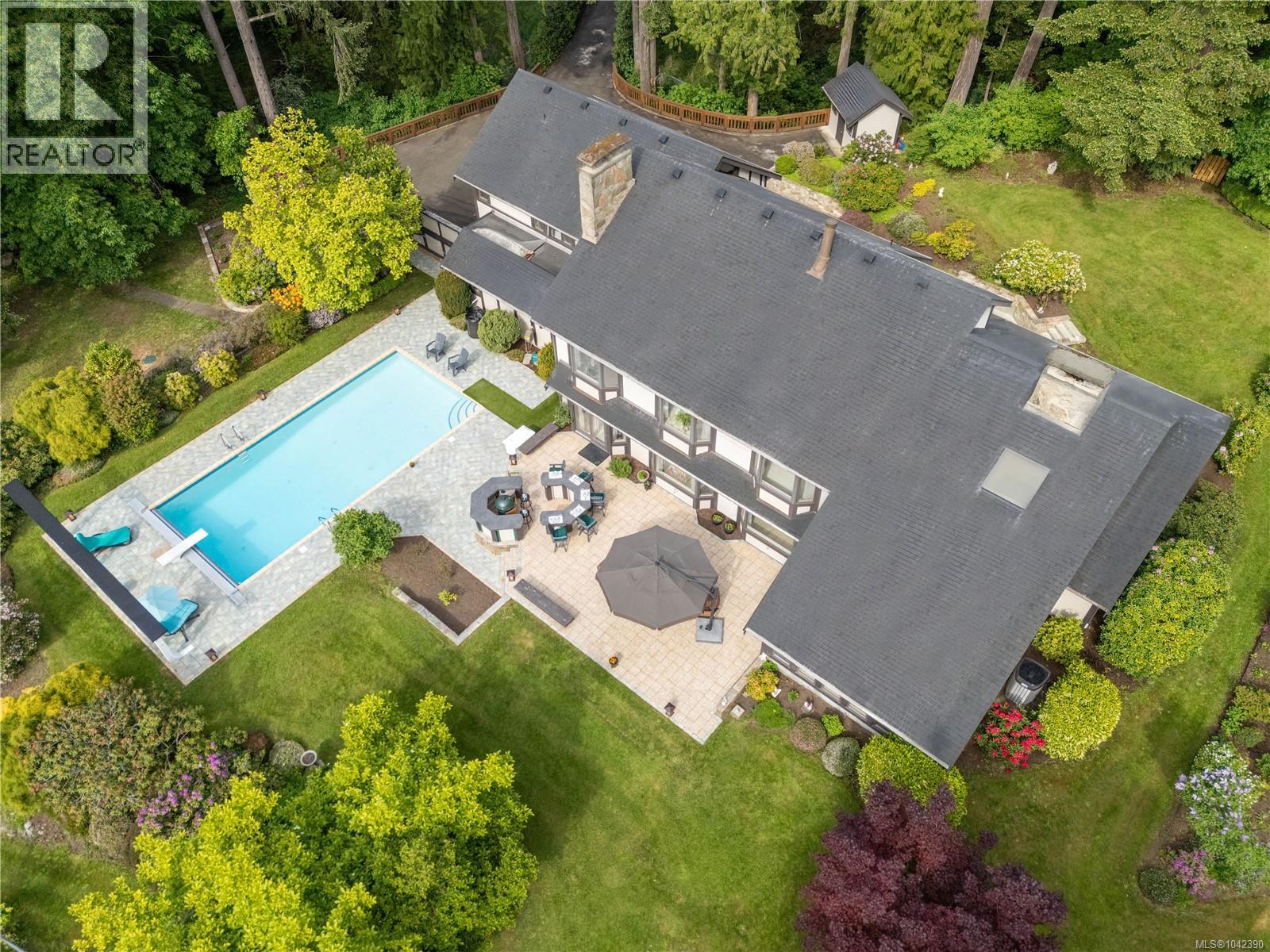 6434 Woodgrove Way - 2