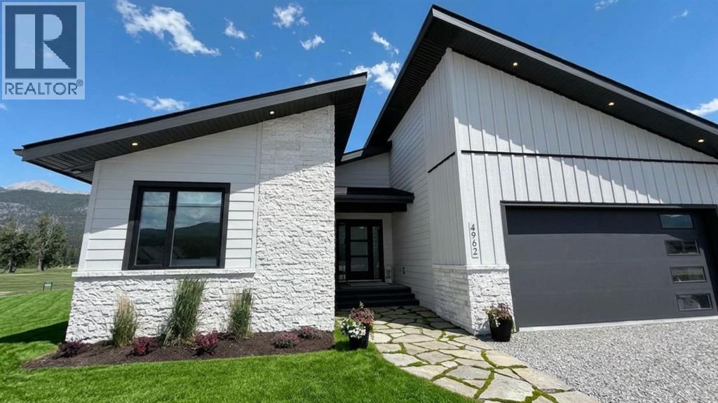 4962 Riverside Drive - 3