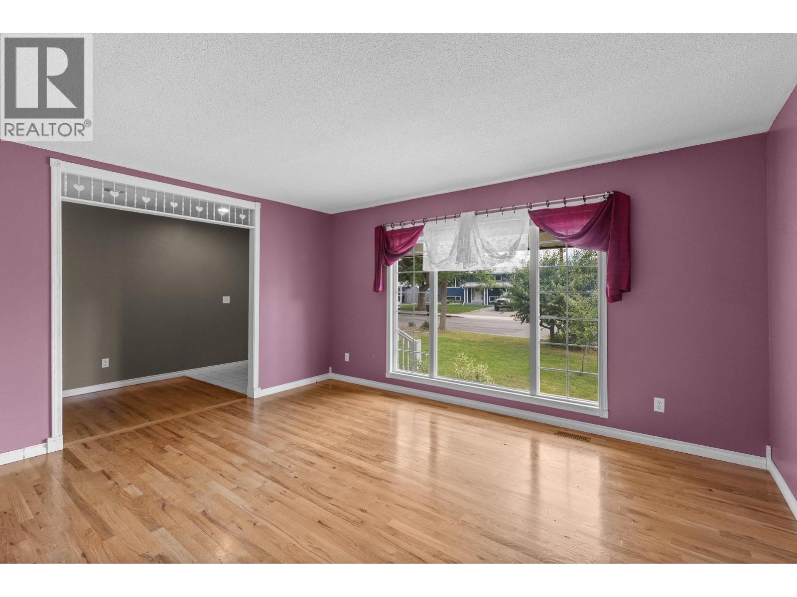 975 Neptune Road - 5