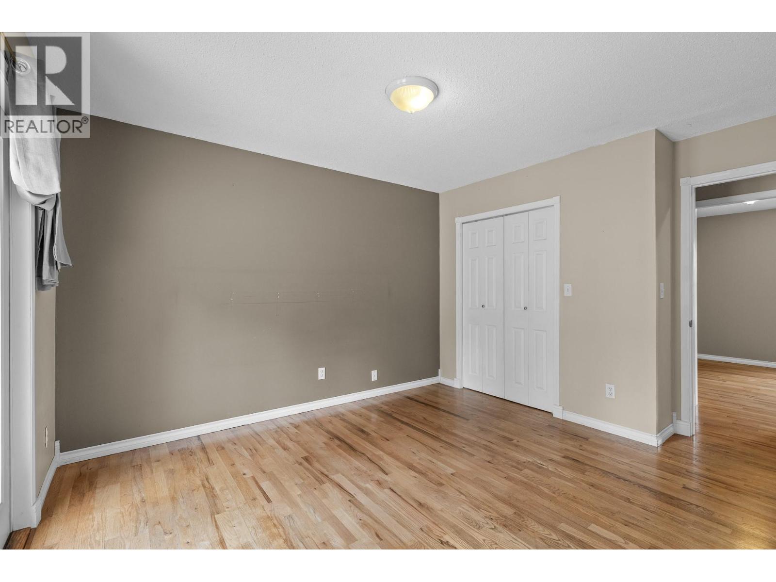 975 Neptune Road - 23