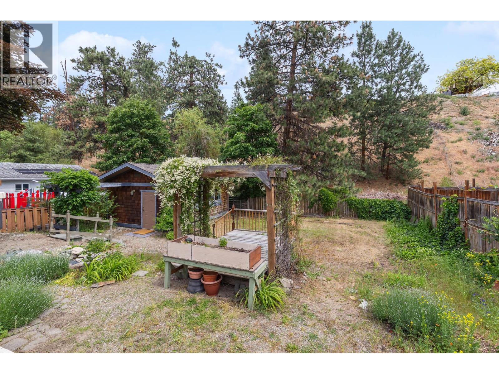 975 Neptune Road - 54