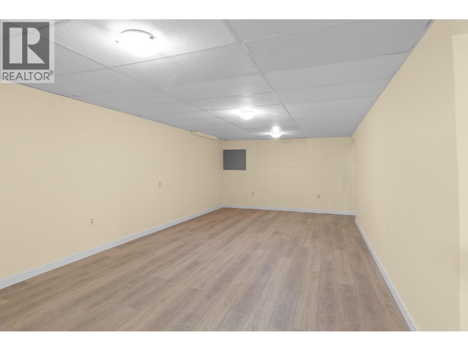 975 Neptune Road - 28