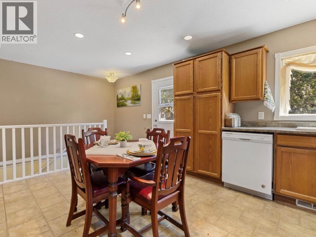 975 Neptune Road - 19