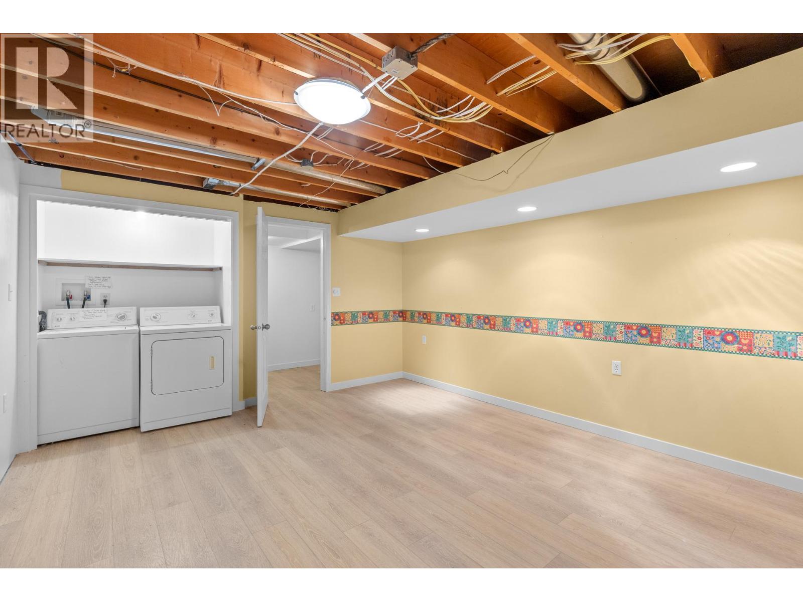 975 Neptune Road - 40