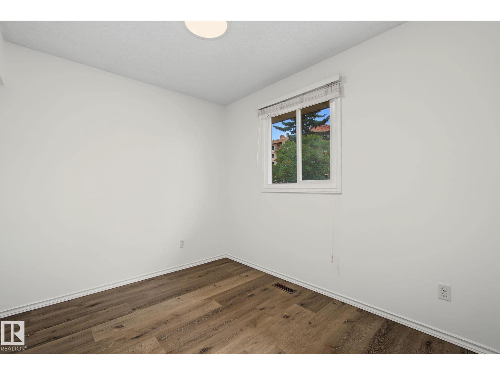 13849 114 ST NW - 19