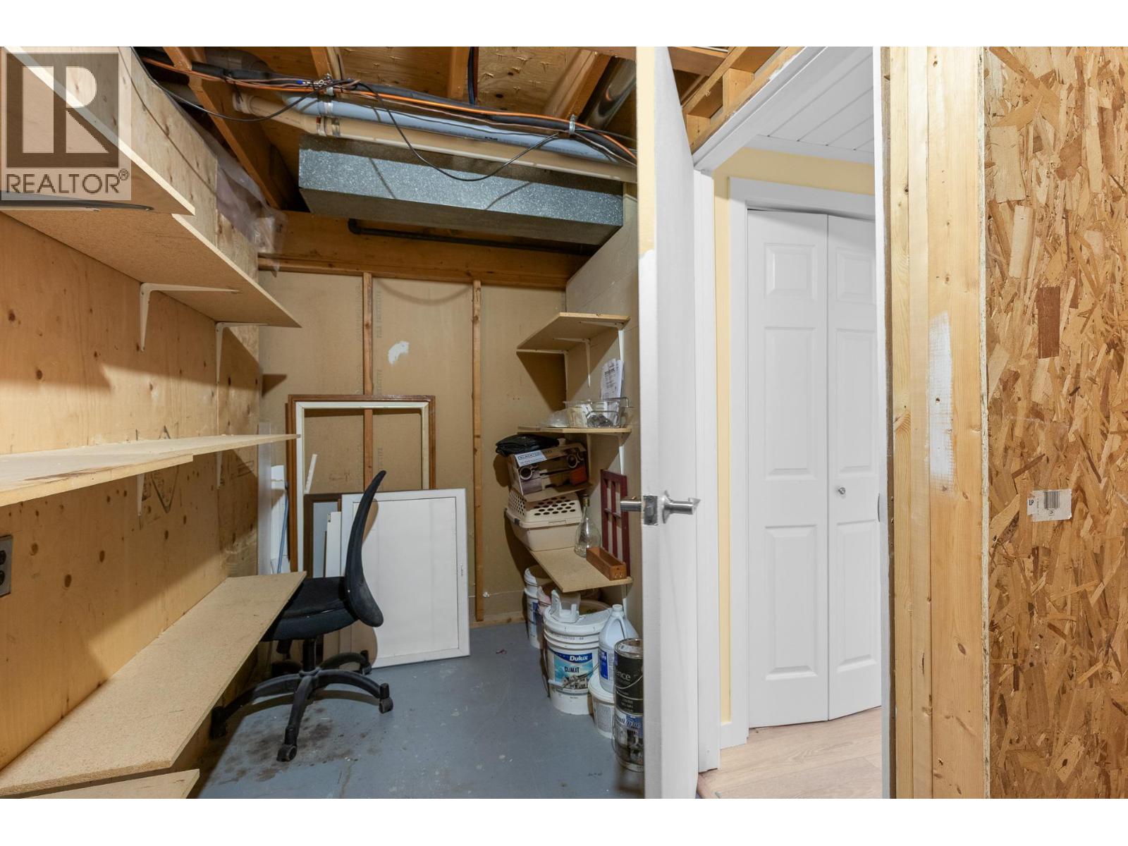 975 Neptune Road - 38