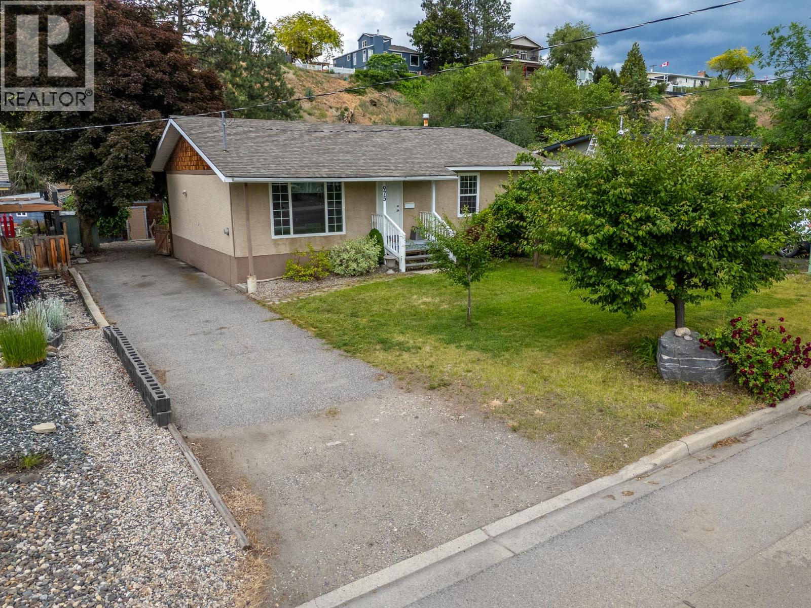 975 Neptune Road - 62