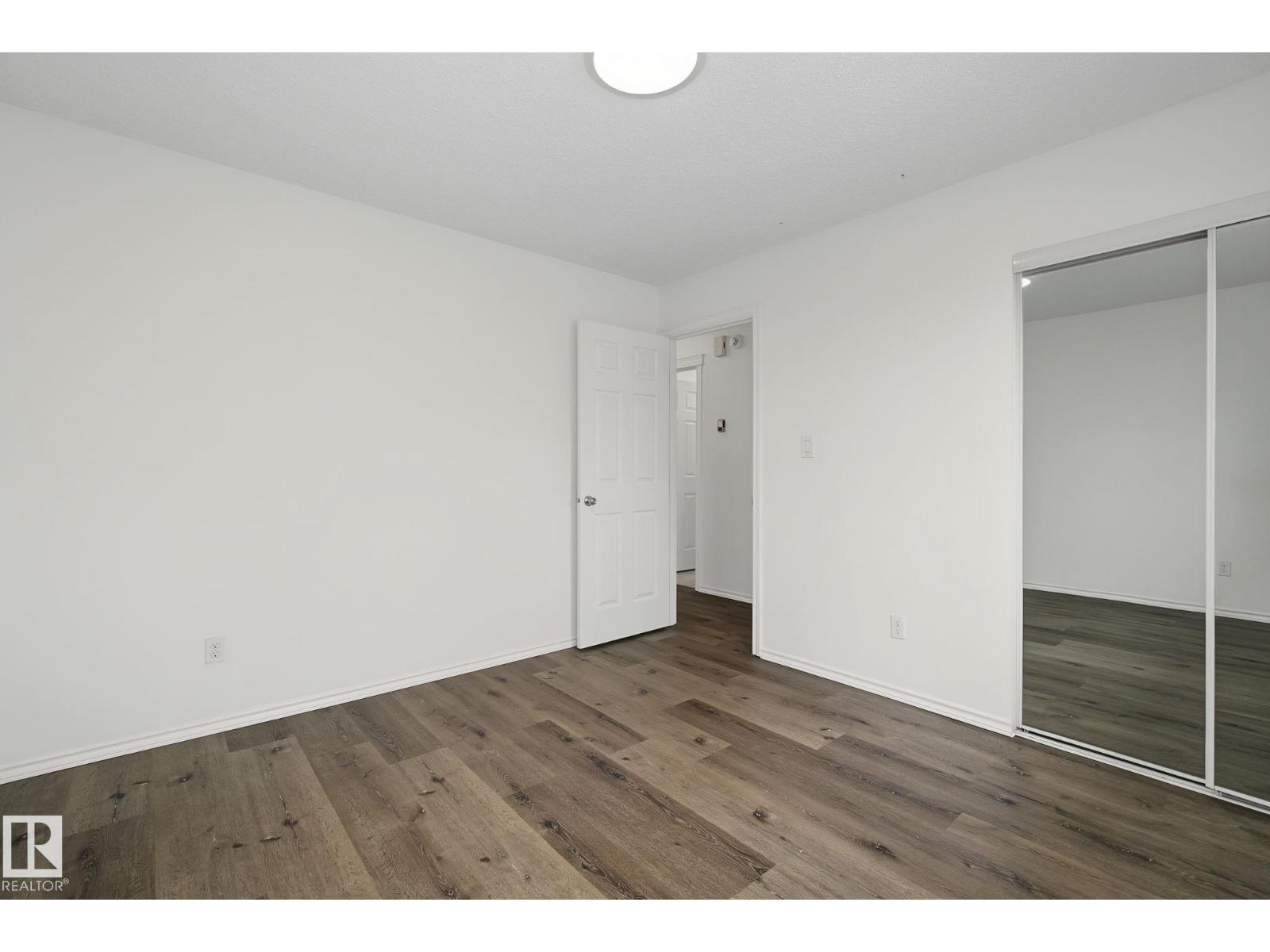 13849 114 ST NW - 24