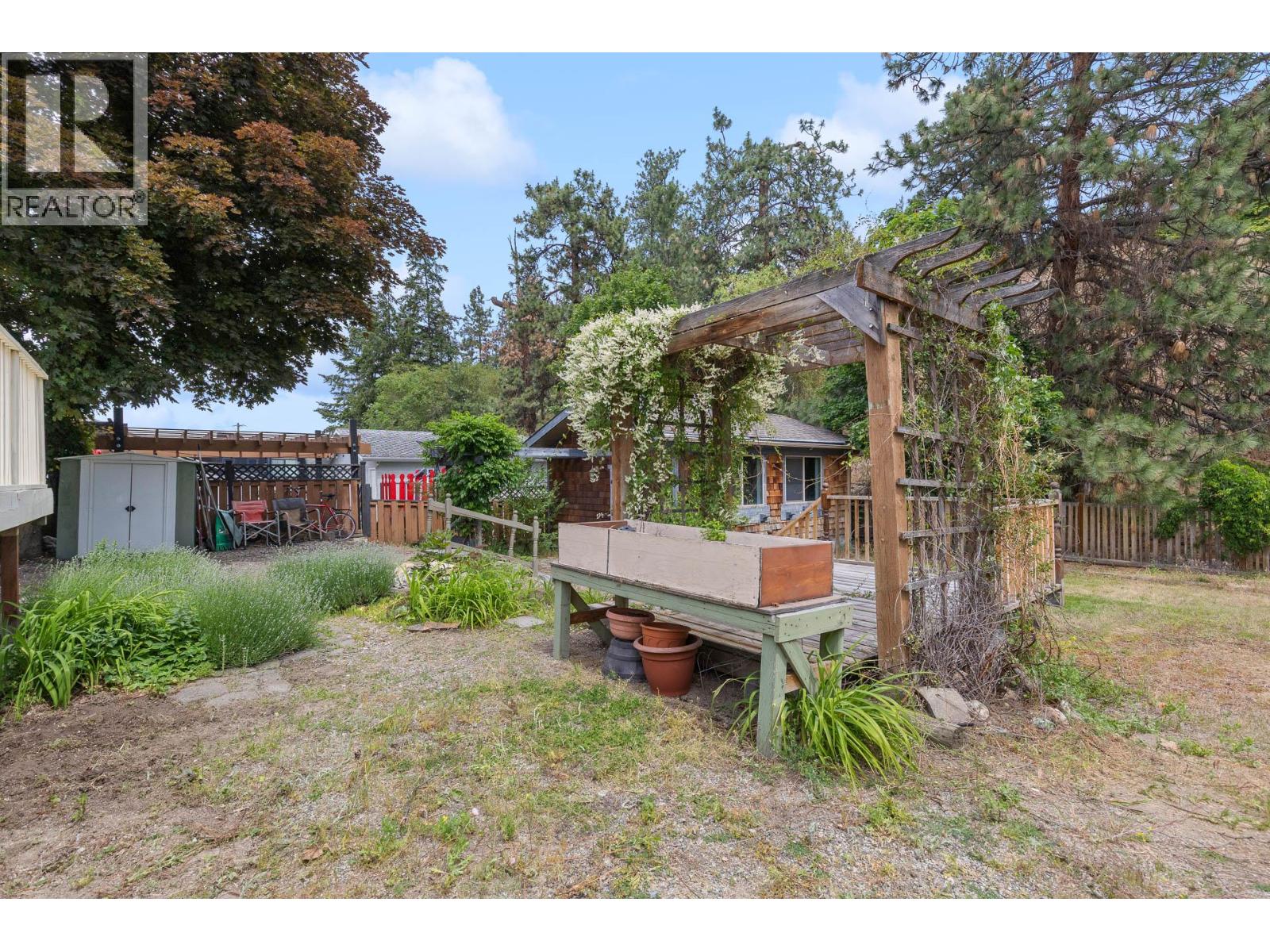 975 Neptune Road - 57