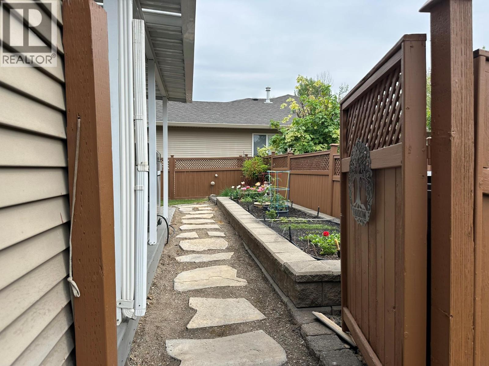 #14 5200 25 Avenue - Image 43