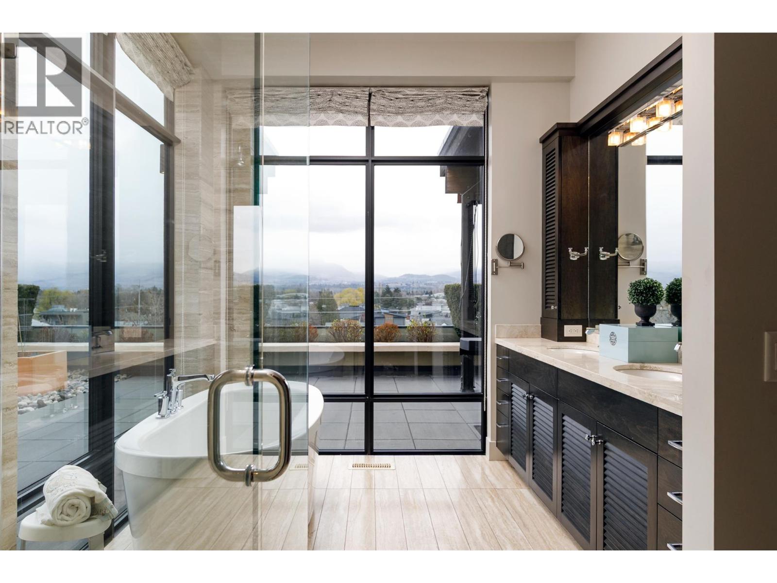#501 550 West Avenue - 14