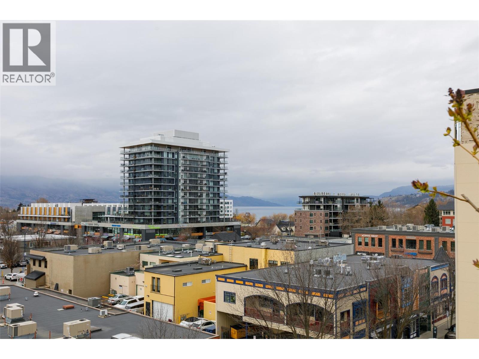 #501 550 West Avenue - 28