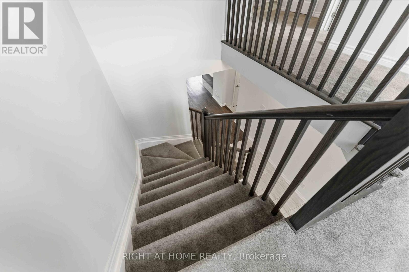 404 EDGEVALLEY COURT - 16
