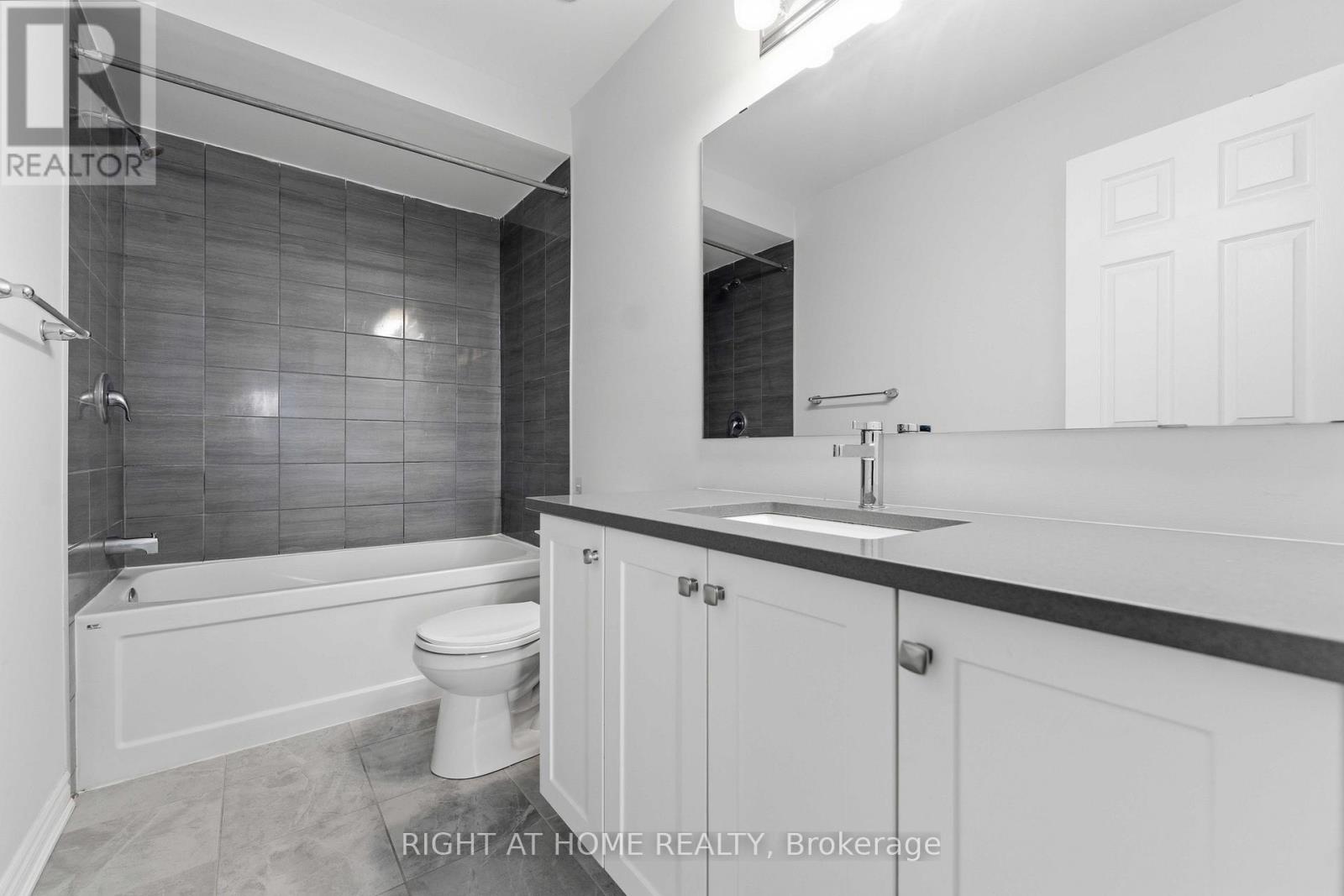 404 EDGEVALLEY COURT - 23