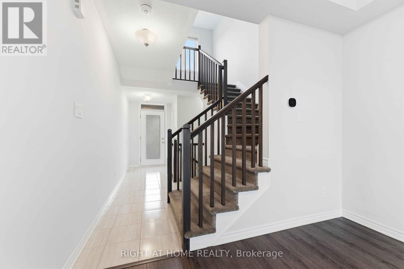404 EDGEVALLEY COURT - 3