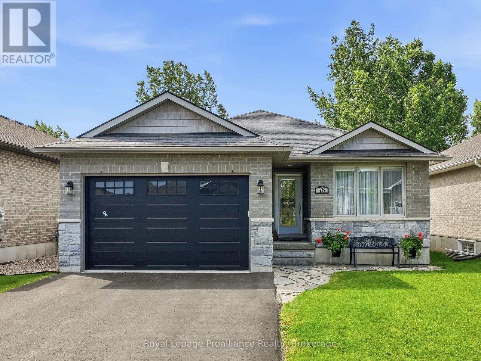 76 ROYAL GALA DRIVE - 2