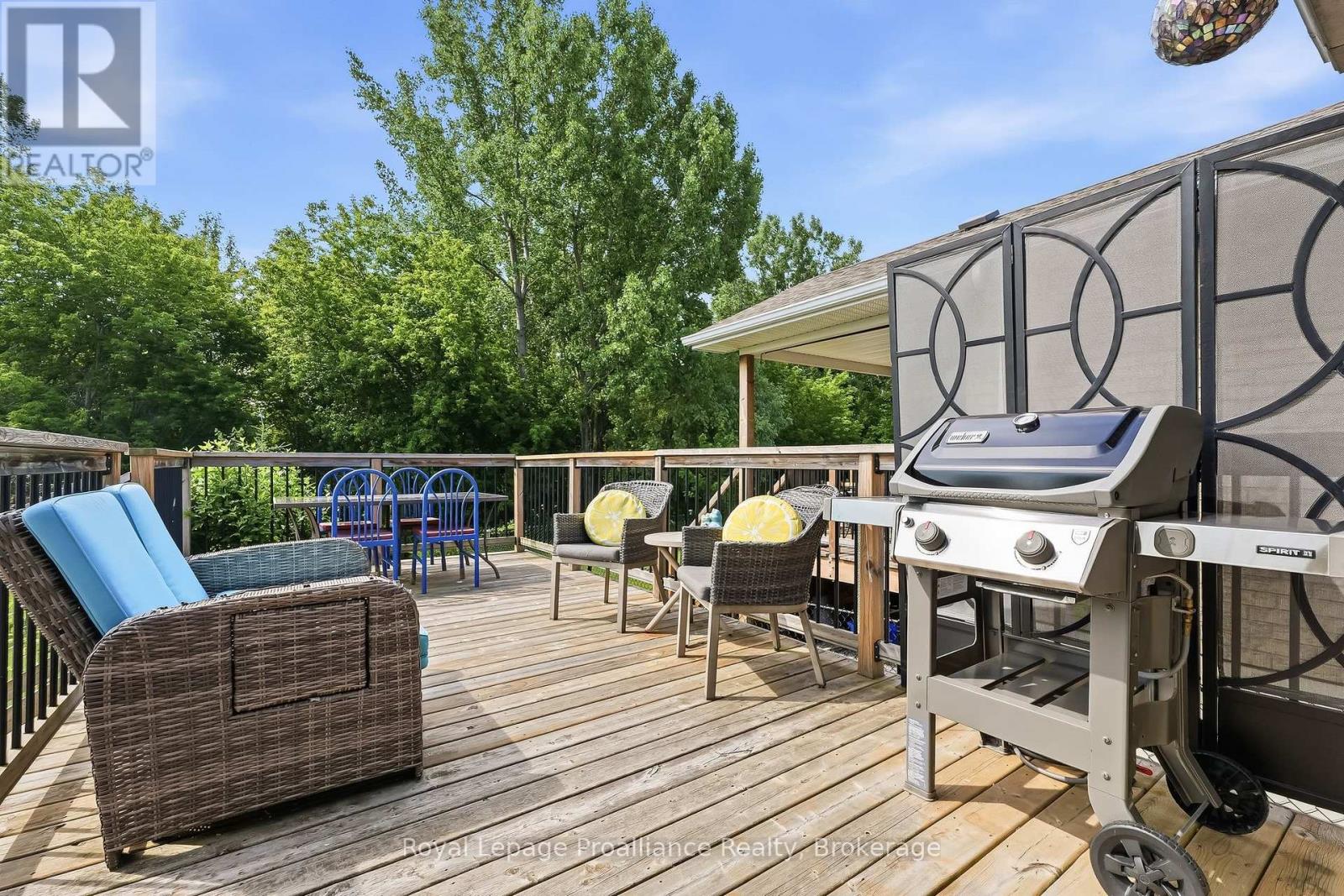 76 ROYAL GALA DRIVE - Image 38