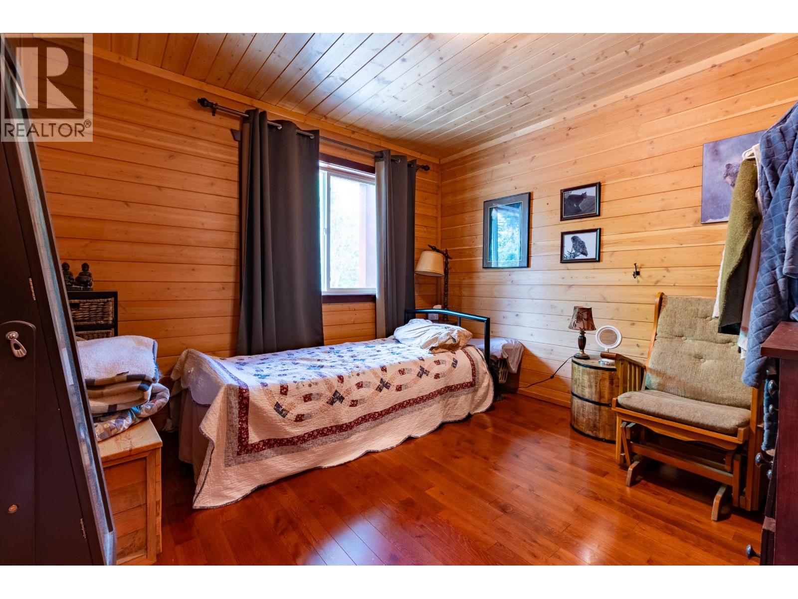 2361 ESTATE ROAD - 23