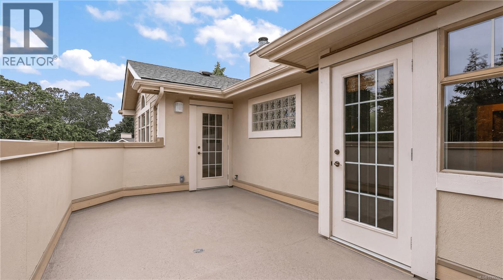 #8 850 Parklands Dr - 32