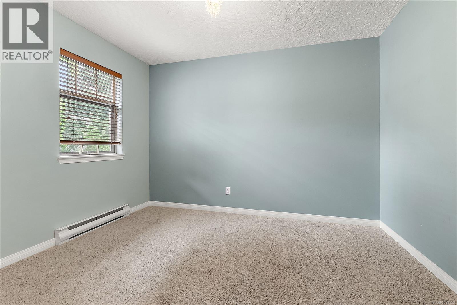 #8 850 Parklands Dr - 19