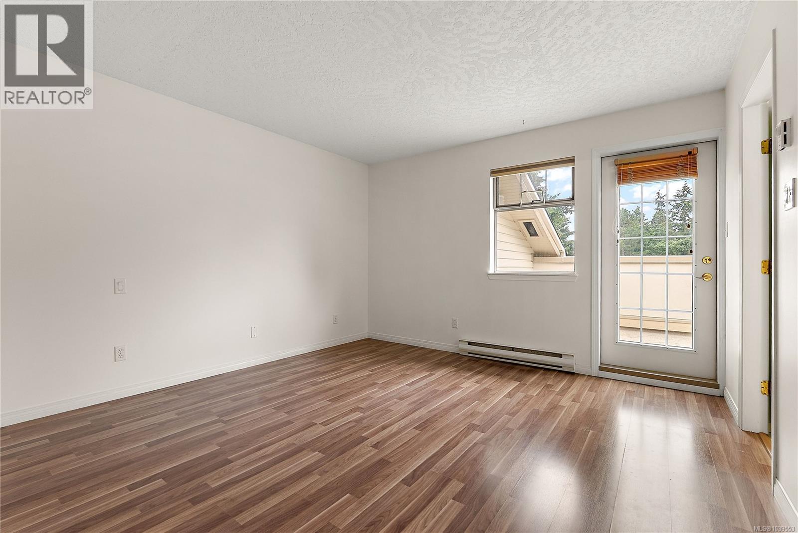 #8 850 Parklands Dr - 23