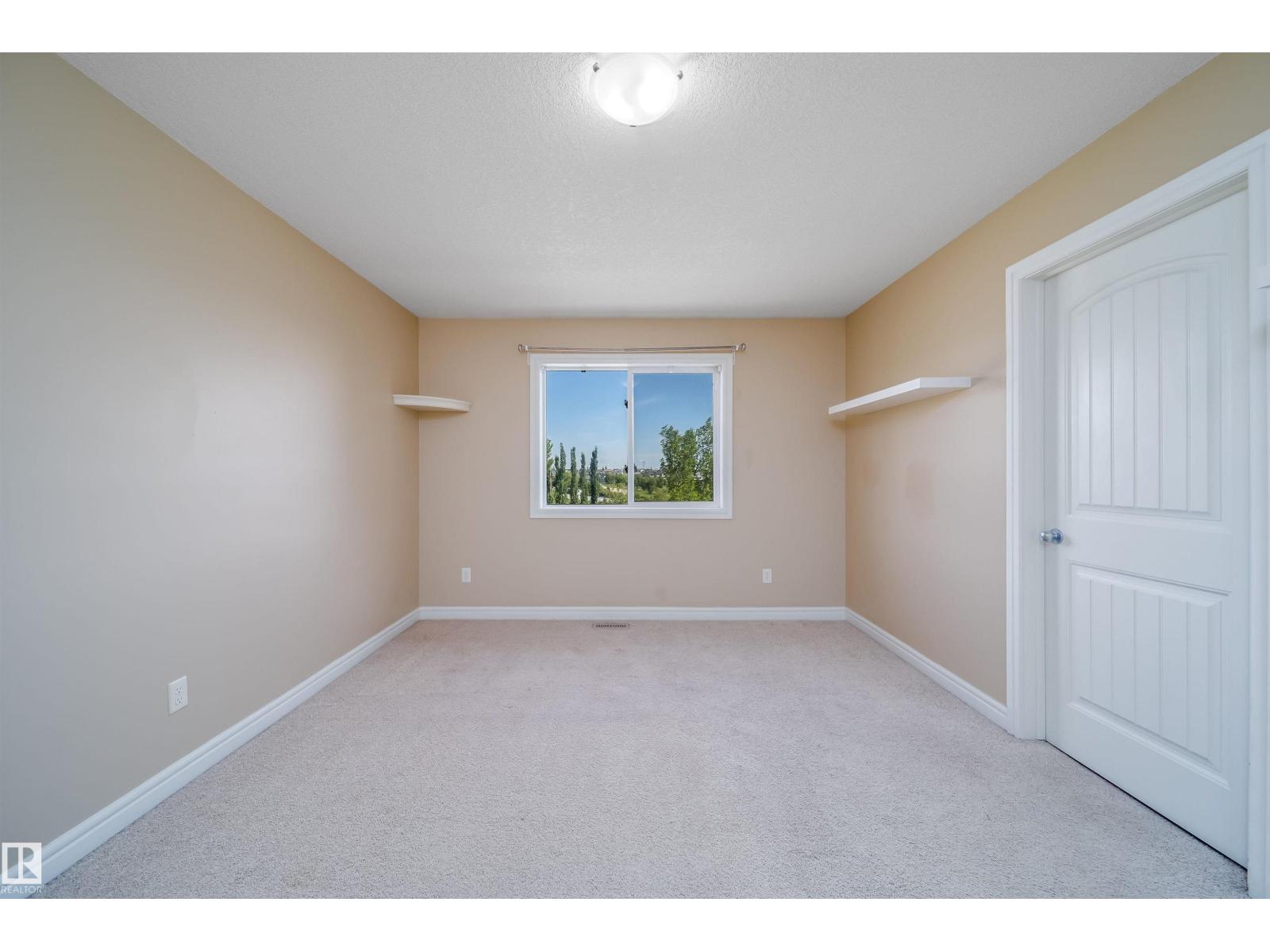 #46 15151 43 ST NW - 19