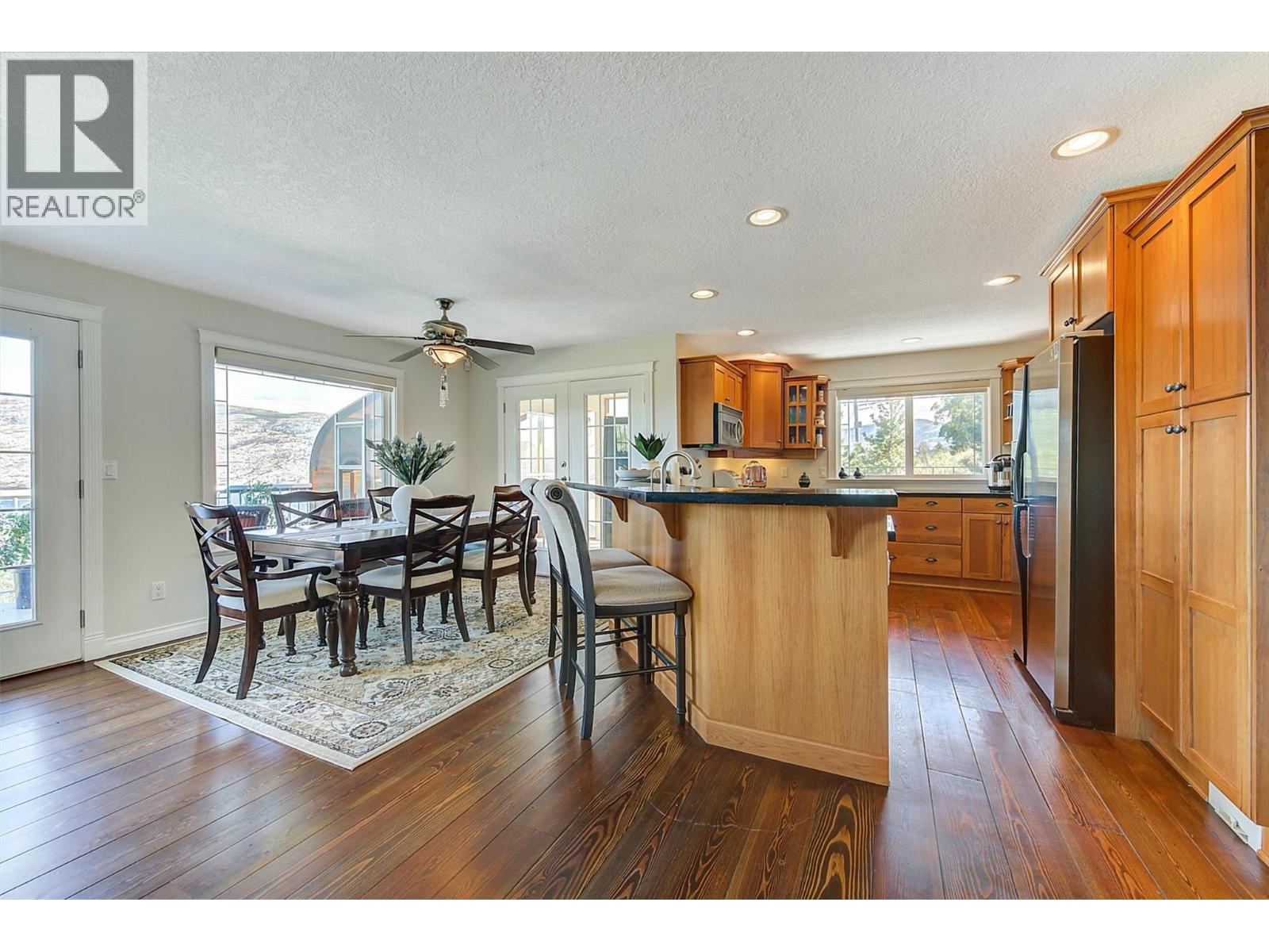 6101 Lipsett Avenue - 11