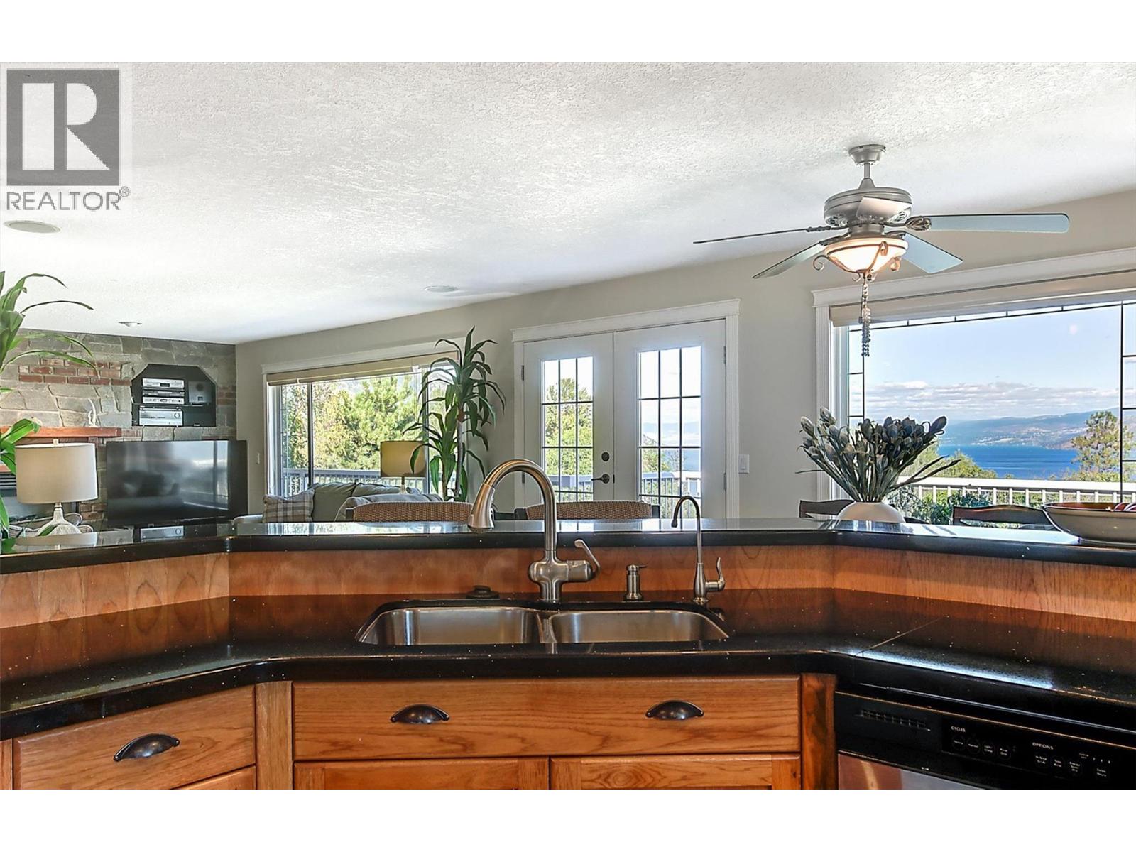 6101 Lipsett Avenue - 14
