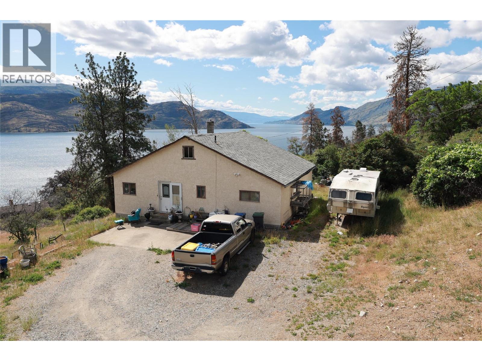 6101 Lipsett Avenue - 78