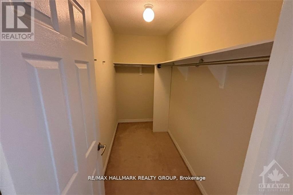 2 Bed, 2 Bath House for Rent in Ottawa – 2011 MADRID AVENUE, Ottawa – MLS# X13527264 - Image 13