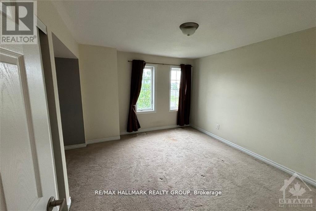 2 Bed, 2 Bath House for Rent in Ottawa – 2011 MADRID AVENUE, Ottawa – MLS# X13527264 - Image 15